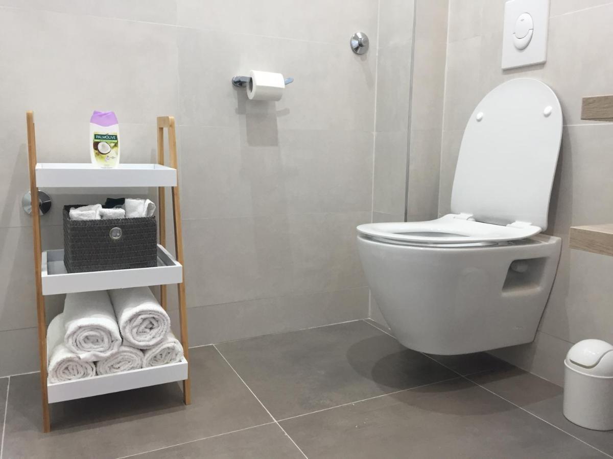Apartman Sonas 2 With Free Private Parking Karlovac Extérieur photo